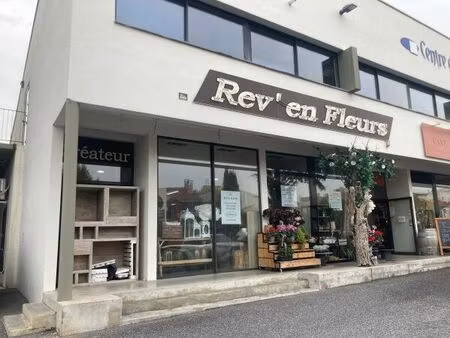 location commerce 150 m² à cabestany (66330)