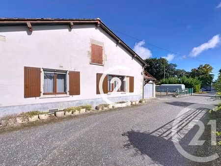 maison à vendre - 3 pièces - 122 m2 - chateaubernard - 16 - poitou-charentes