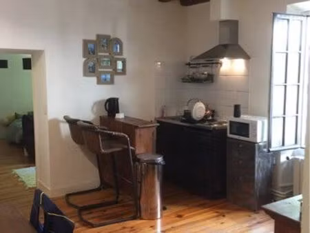 appartement dans maison de caractère