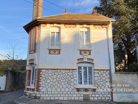 maison de caractere 1920 avec cour intérieure - villeneuve l