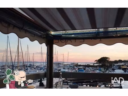 vente commerce 90 m² la londe-les-maures (83250)