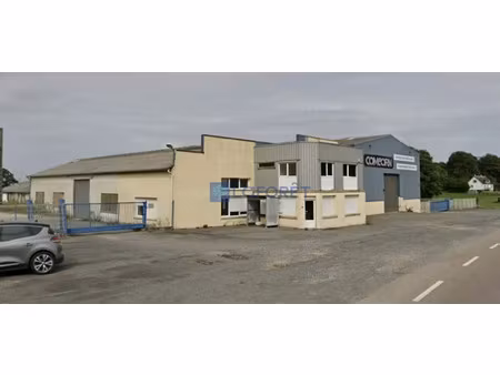 location bureaux et commerces à la ferrière-aux-étangs (61450) : à louer / 1240m² la ferri