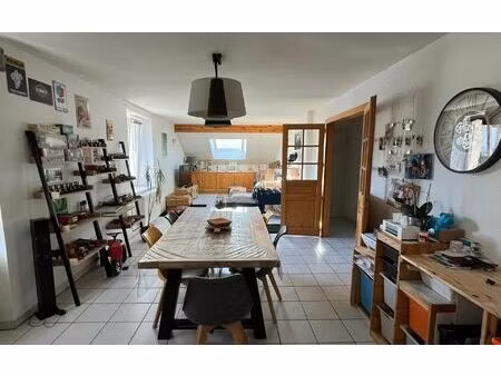 location appartement  92.38 m² t-4 à gérardmer  770 €