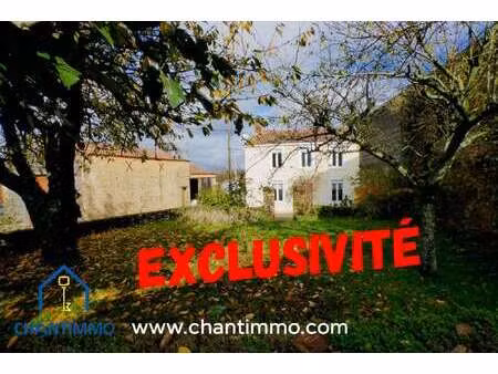 vente maison à bazoges-en-pareds (85390) : à vendre / 134m² bazoges-en-pareds