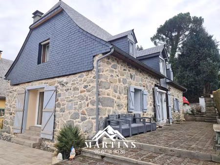 3 kms argeles - maison en pierres  garage et piscine sur ter