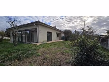 eaunes  maison traditionnelle plain-pied t4 sur terrain clos d'