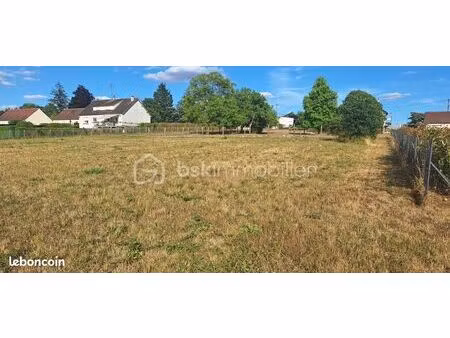 terrain 1 404 m² montbouy