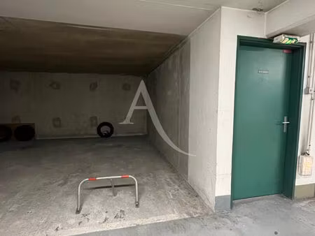 location parking / box  puteaux