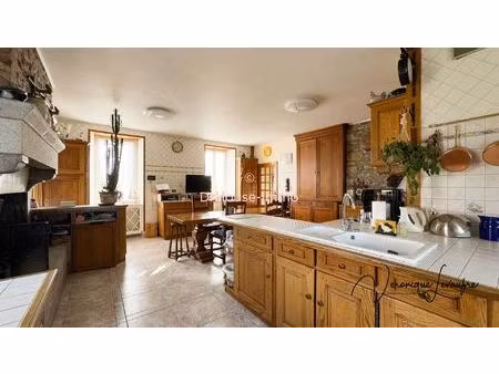 maison de maître – 4 chambres – dépendances – 5 000 m² de terrain – proche plages