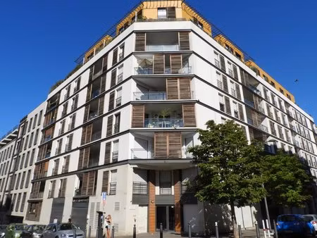 4 pieces 3 chambres terrasse parking double