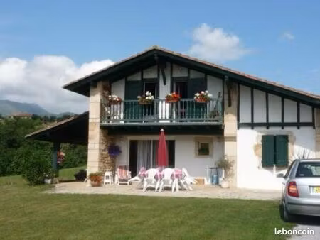 à louer à l’année – maison 140 m² à sare (pays basque)