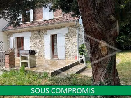 vente maison 5 pièces 107 m² varennes-jarcy (91480)