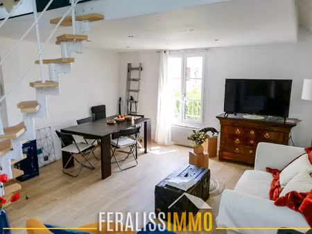 au coeur du village  lumineux et beau f2 à louer !