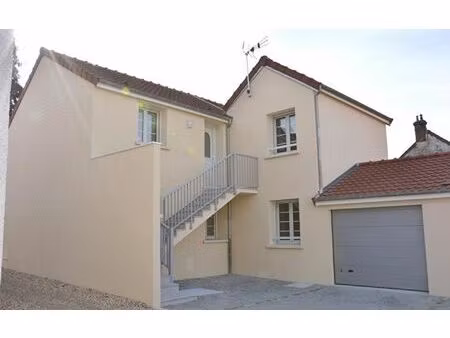 location appartement  m² t-3 à mézières-sur-seine  950 €