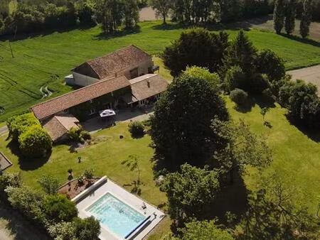 maison avec piscine allemans 8 pièce(s) 205 m2