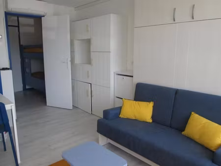 location meublée appartement 1 pièce 23 m² à hendaye (64700)  610 €