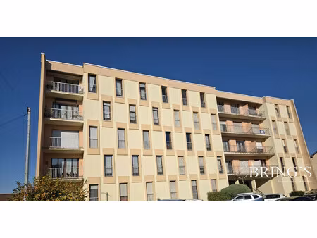 appartement f3 fonctionnel  avec ascenseur   place de parking p
