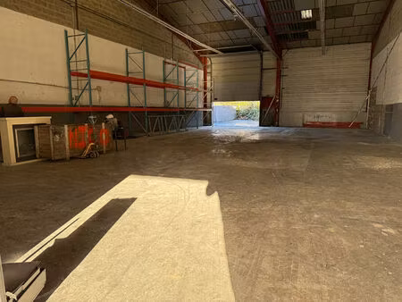 local d'activité wissous 375 m2