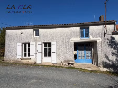 vente maison à liez (85420) : à vendre / 81m² liez