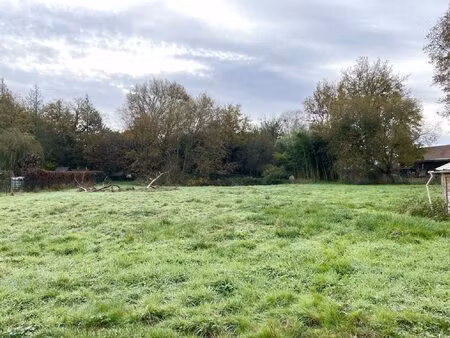 parcelle constructible 2700 m2 - guécélard