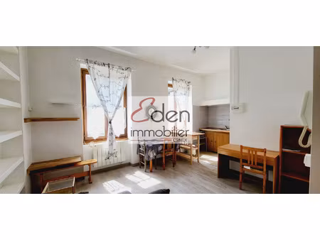 gex - studio de 22m2 au centre de la ville