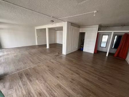location locaux professionnels 1 pièce 70 m² à la faute-sur-mer (85460)  1 000 €