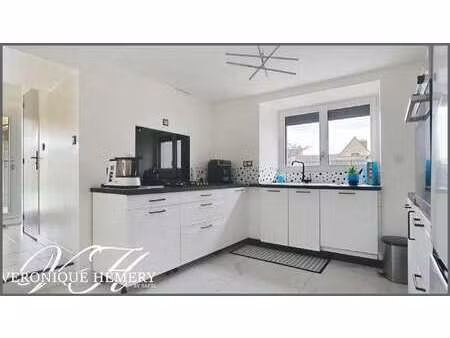 vente maison à châteauneuf-sur-sarthe (49330) : à vendre / 115m² châteauneuf-sur-sarthe