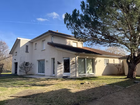 la verpilliere - maison 150 m2 3 chambres possibilite 4 avec