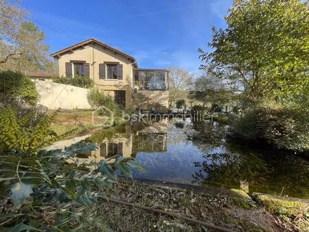 propriete de 151 m² à paunat