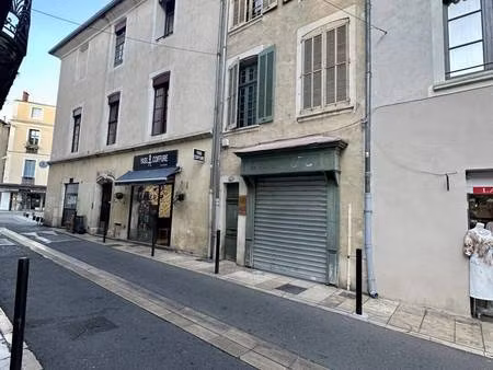 local commercial à louer