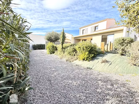 villa d'architecte t5 4 faces 175 m2