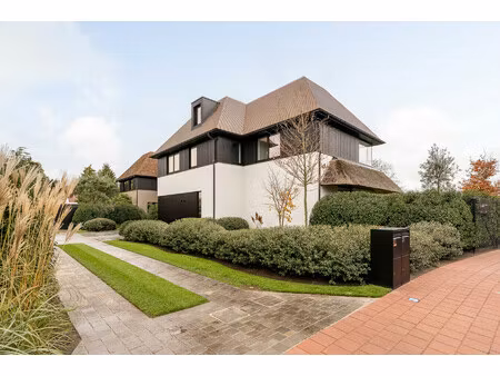 huis te huur in knokke-heist met 4 slaapkamers