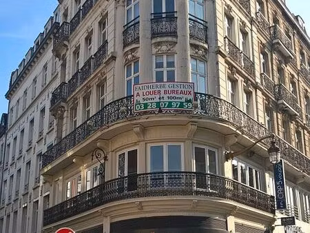 location bureau lille 49 m²