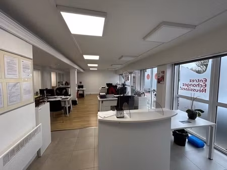 à louer local commercial 100 m² – 1 500 € |bruay-la-buissière