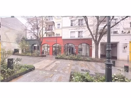 fonds de commerce - 84 m²