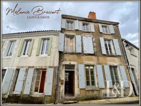 vente maison 6 pièces 188.42 m² à marans (17230)  136 500 €