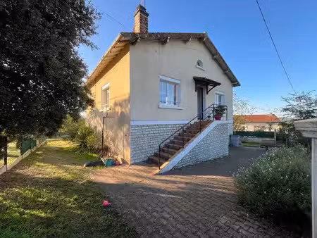 vente maison 4 pièces 85 m² à javerlhac-et-la-chapelle-saint-robert (24300)  140 400 €