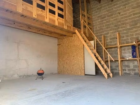 vente local industriel 49 m² la flotte (17630)