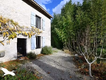 vente maison 9 pièces 295 m² à rouillac (16170)  299 450 €