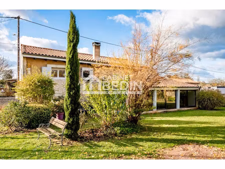 vente maison 5 pièces 140.4 m² à peujard (33240)  391 200 €