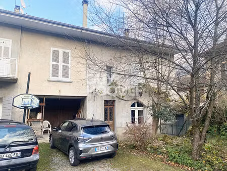 maison à vendre à crets en belledonne - un potentiel à exploiter !