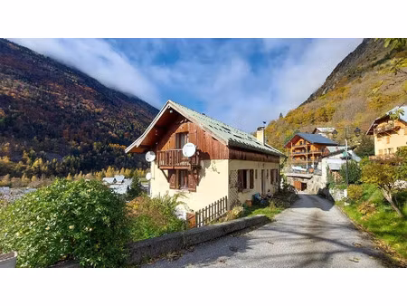 vente maison 9 pièces 160 m² vaujany (38114)