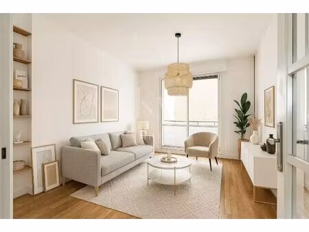 mairie/peretti/église - 2 pièces à rénover avec ascenseur et balcon