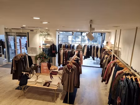 vente locaux professionnels 0 pièces 131 m² à manosque (04100)  150 000 €