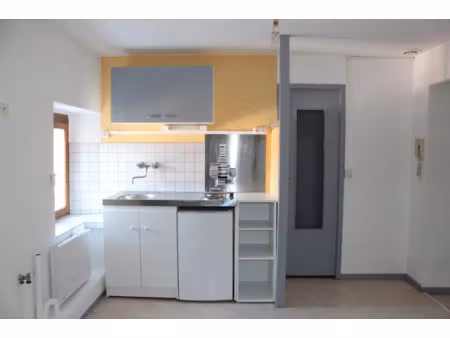 location appartement 1 pièce 29 m² à audincourt (25400)  370 €