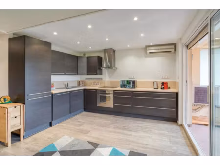 location meublée appartement 1 pièce 29 m² à villeneuve-loubet (06270)  950 €