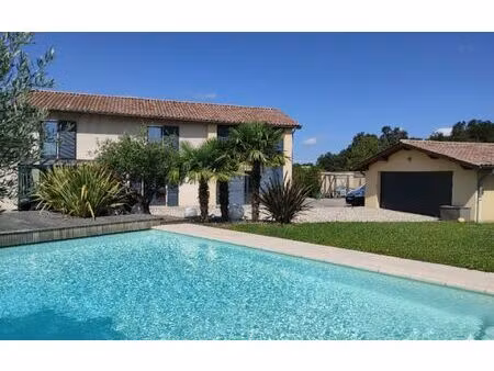 maison mionnay 216 m² t-6 à vendre  700 000 €