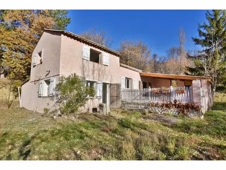 maison à la campagne