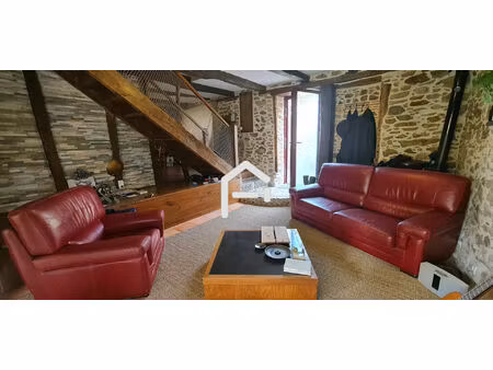 très belle maison en pierre !