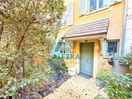 maison de 5 pièces de luxe en vente à le chesnay  île-de-france